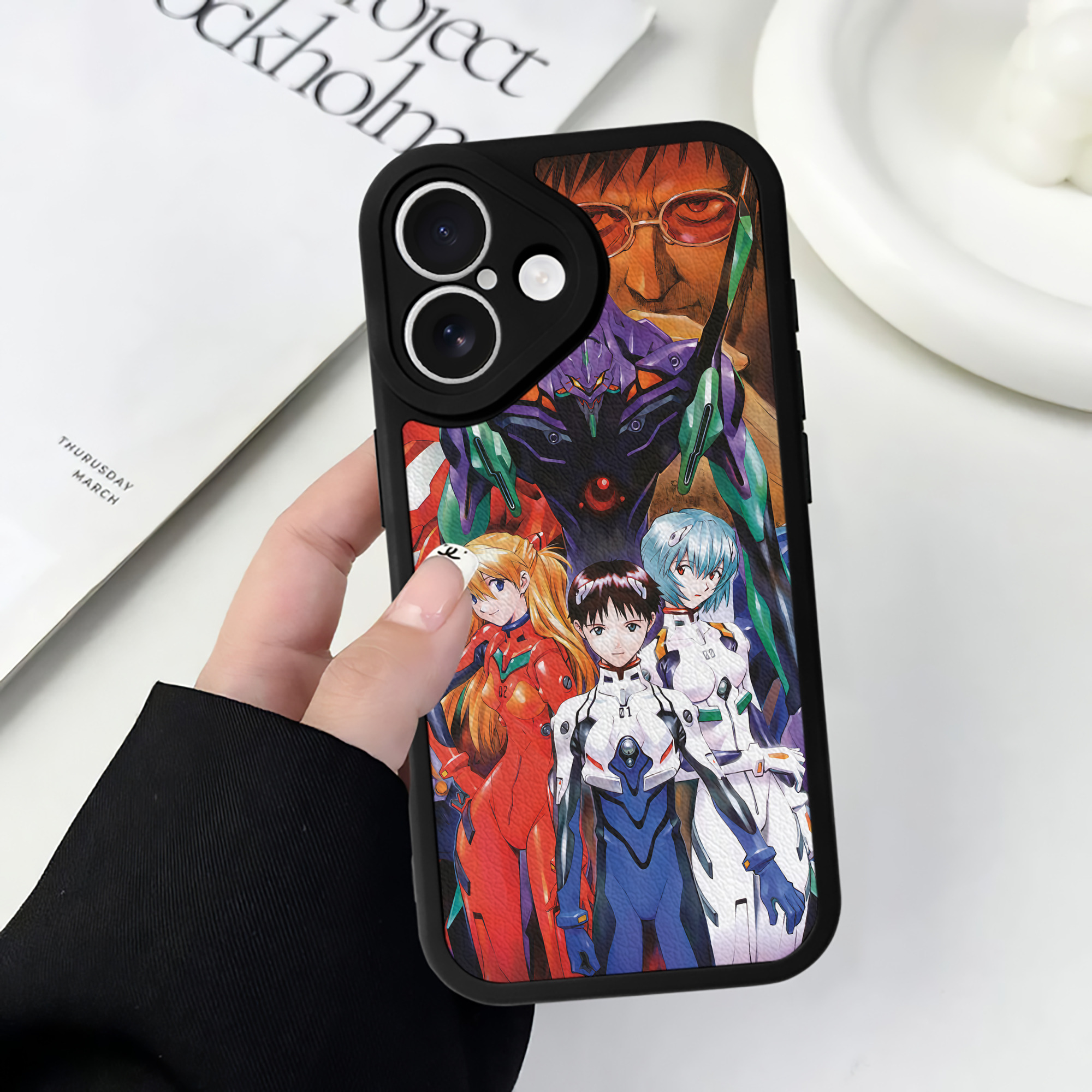 （画像用） EVA 新世紀エヴァンゲリオン 【iPhone 16シリーズ対応】シリコンスマホケース（レザー調） 材質：シリコン